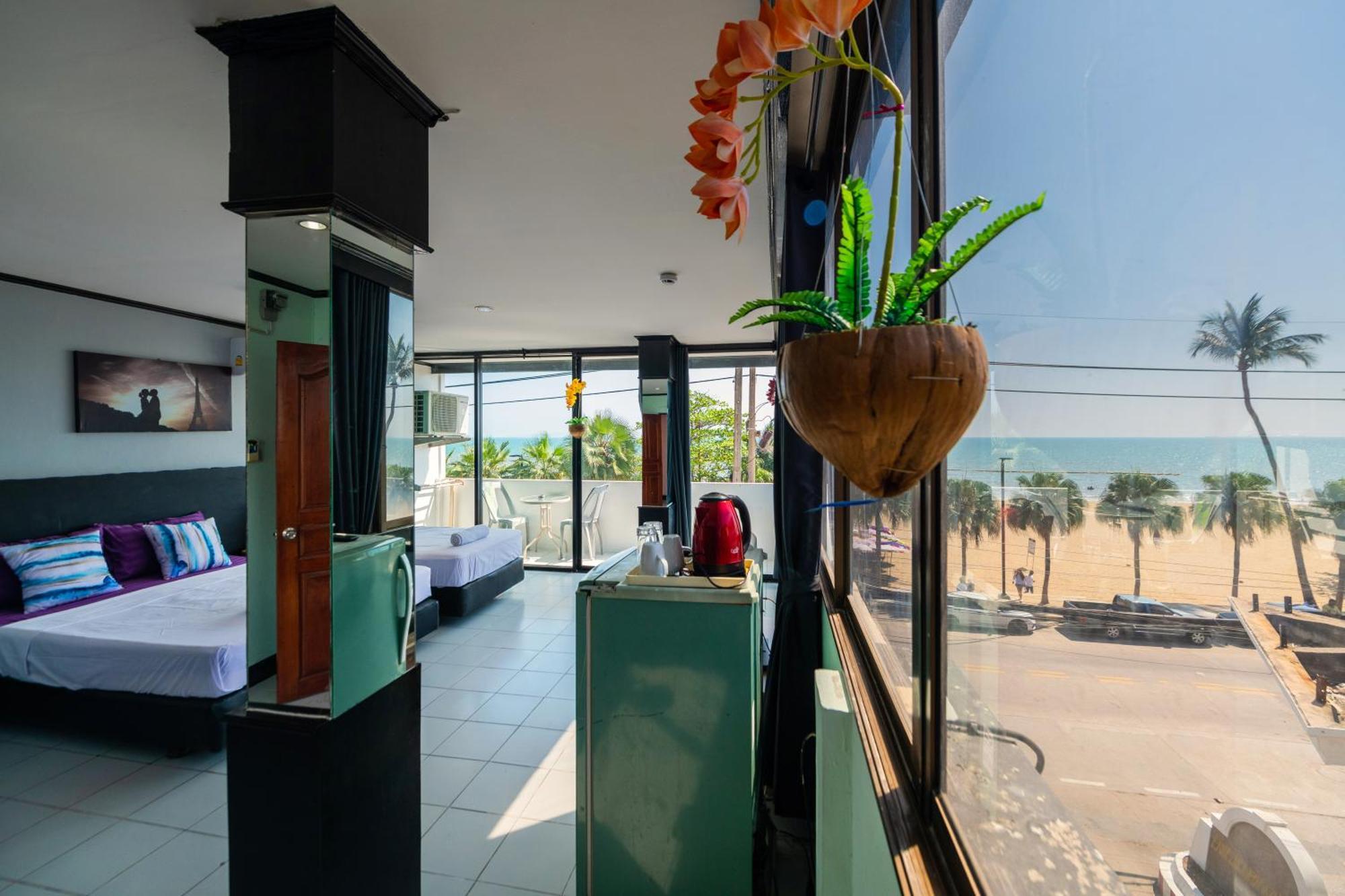 Happy Jomtien - Beachfront Ruang foto